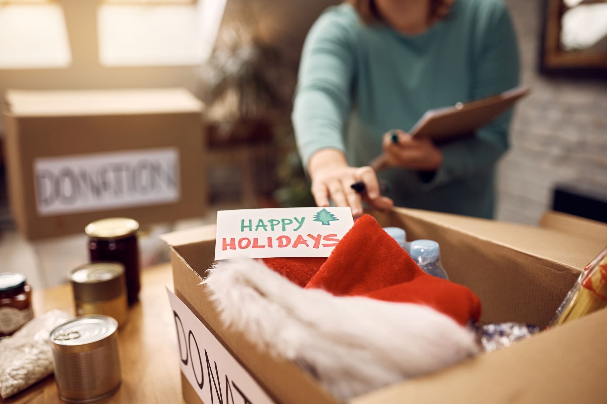Post Holiday Decluttering: 5 Tips to Reorganize Your Space